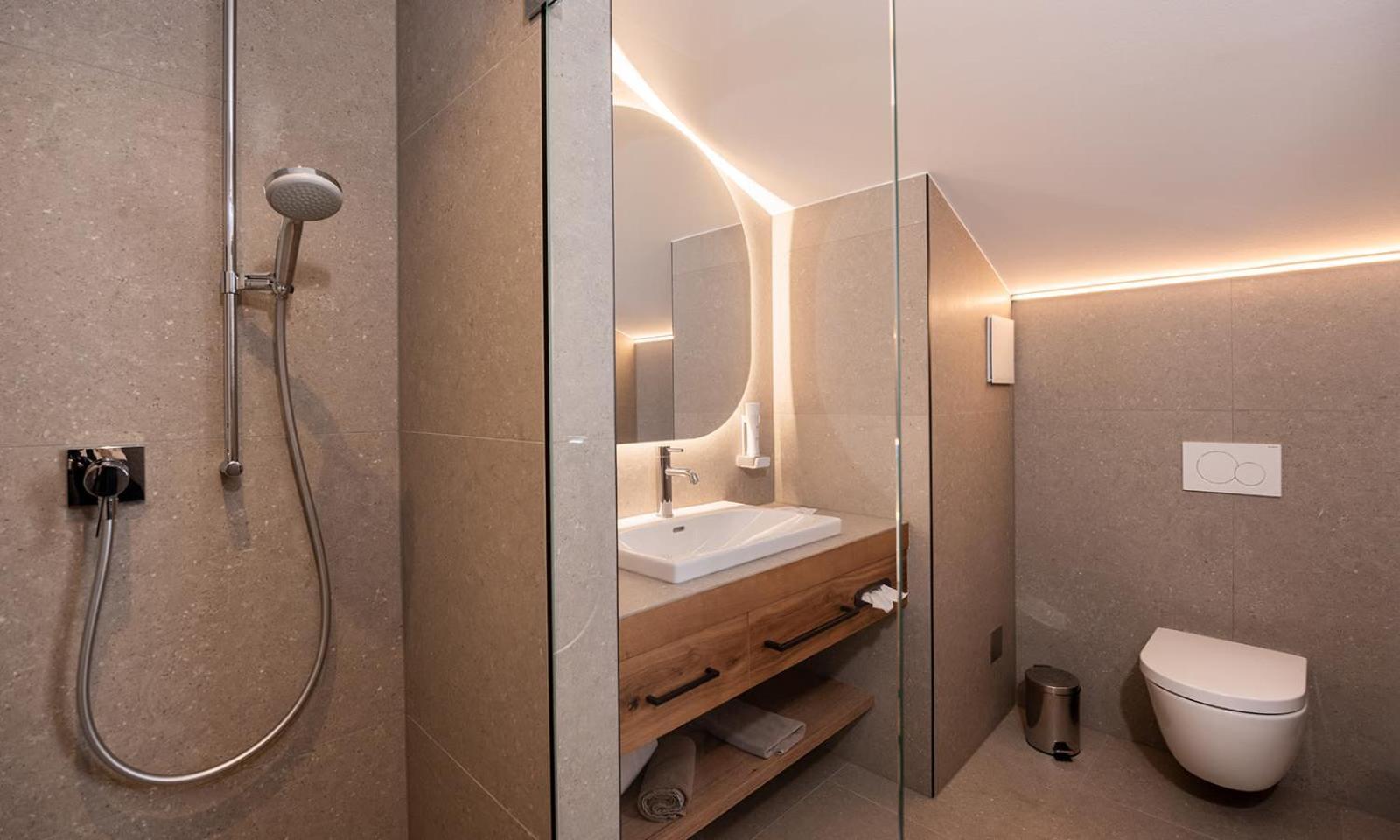 Hotel Koeniggut Wals-Siezenheim Zewnętrze zdjęcie